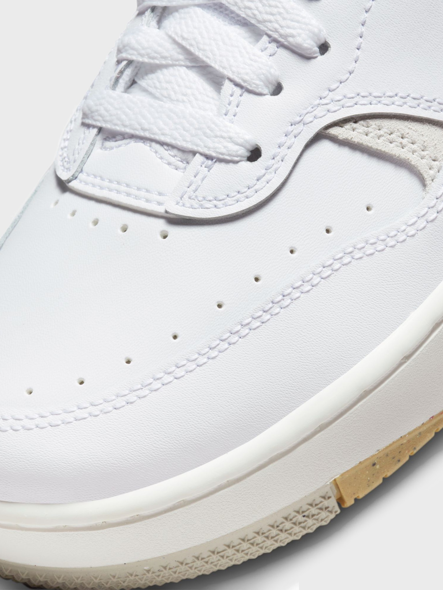 Кросівки жіночі Nike WMNS NIKE GAMMA FORCE білі DX9176-103 изображение 4