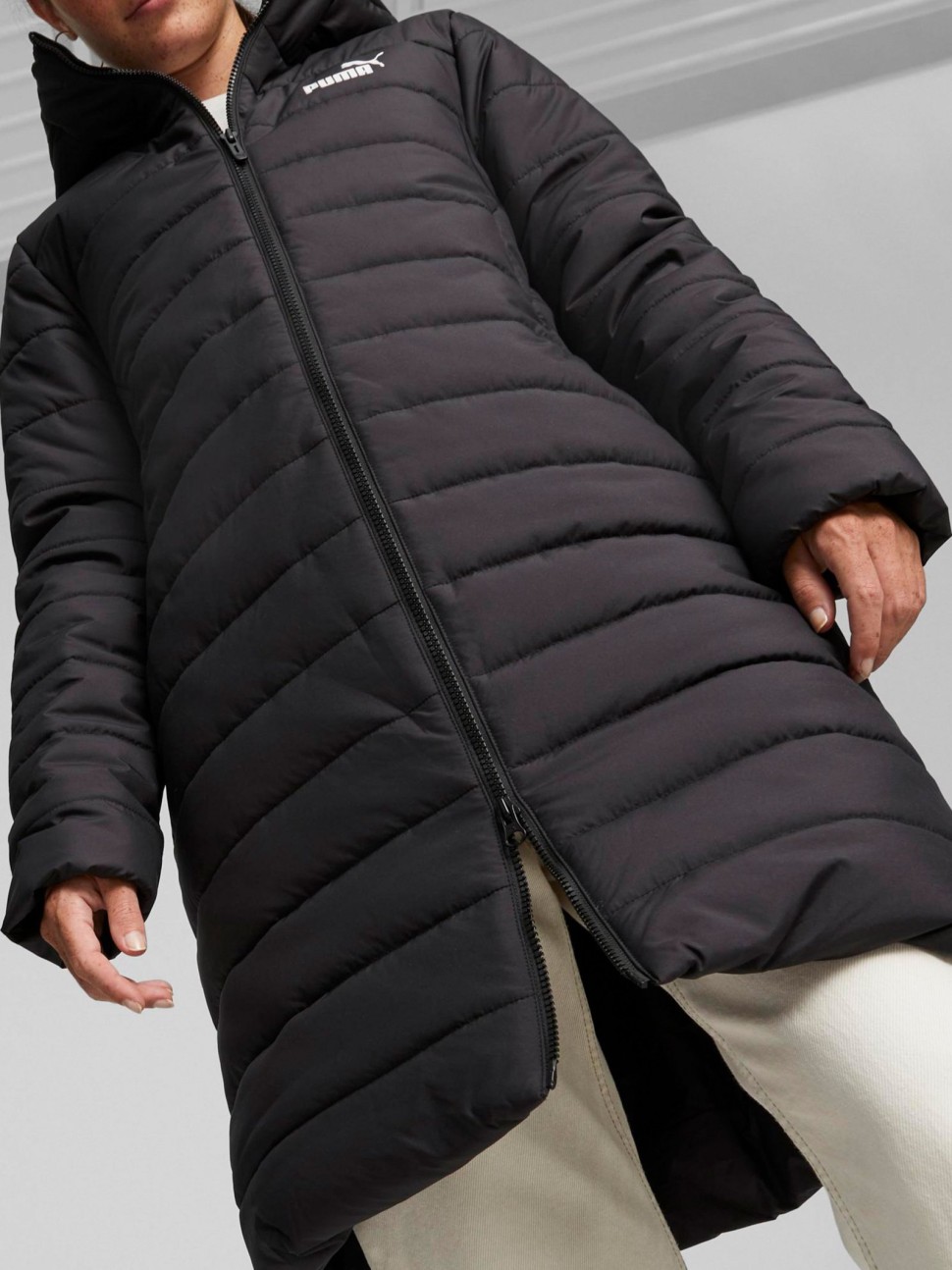 Куртка жіноча Puma ESS Hooded Padded Coat чорна 84894201 — фото 4