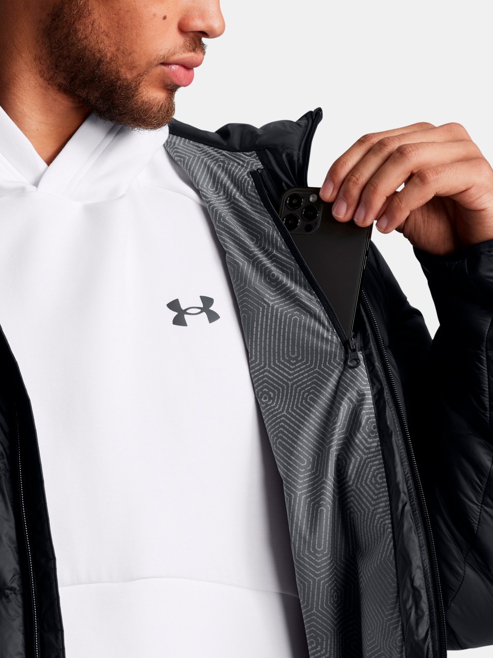 Куртка чоловіча Under Armour LEGEND DOWN PARKA чорна 1385839-001 — фото 4