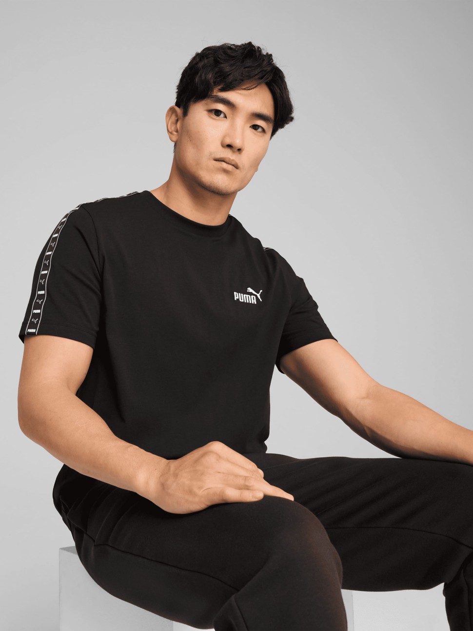 Футболка чоловіча Puma ESS TAPE Tee чорна 68467401 — фото 3