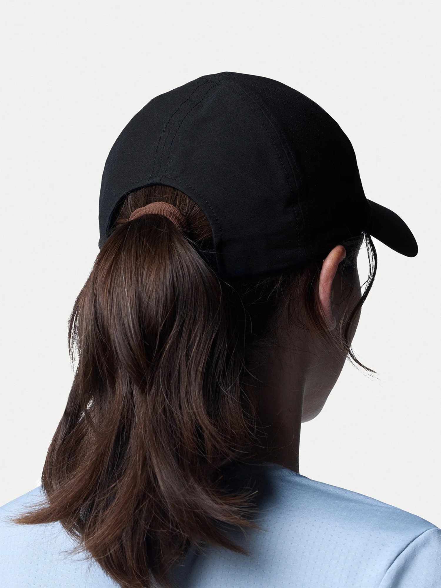 Бейсболка Columbia Silver Ridge™ IV Ball Cap черная 2121141-010 изображение 8