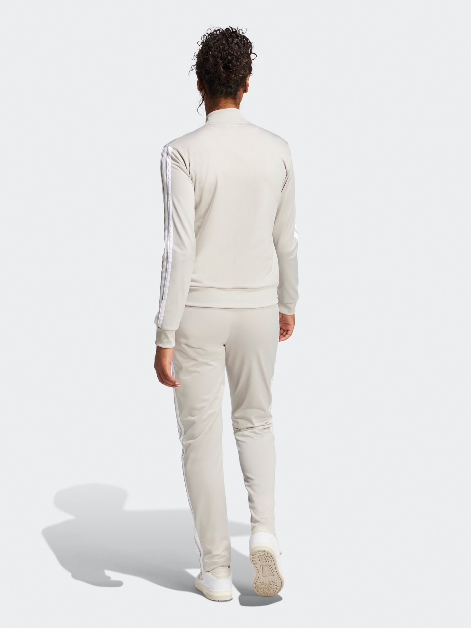 Костюм женский Adidas W ESS 3S TS молочный JD2686 изображение 3