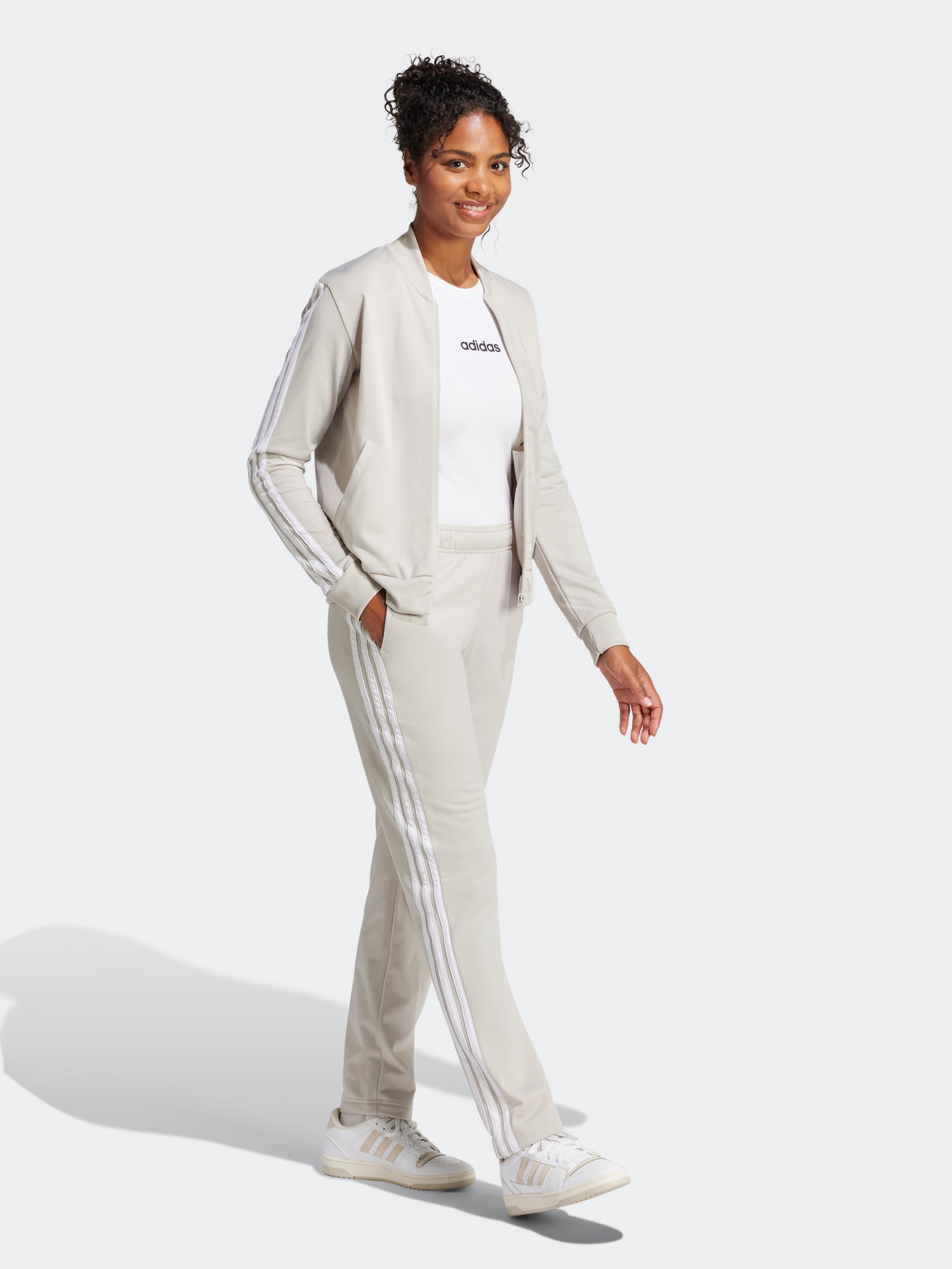 Костюм женский Adidas W ESS 3S TS молочный JD2686 изображение 4