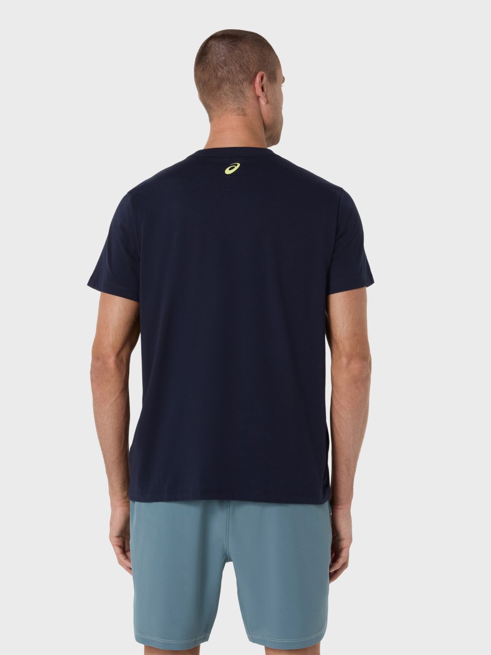 Футболка мужская Asics COURT CORE GRAPHIC TEE черная 2041A355-401 — фото 4