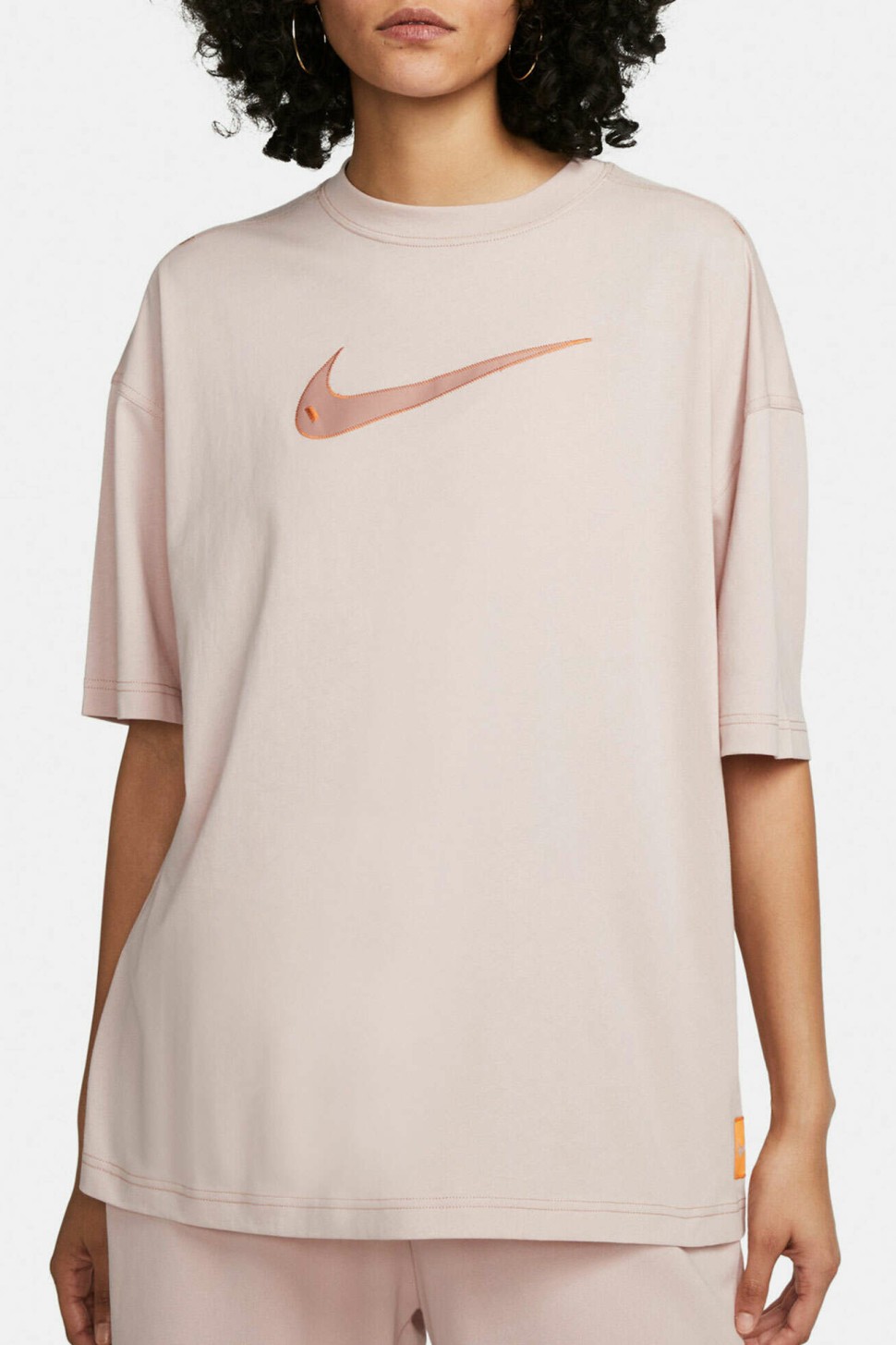 Футболка жіноча Nike W Nsw Swsh Ss Top рожева DM6211-601 — фото 2