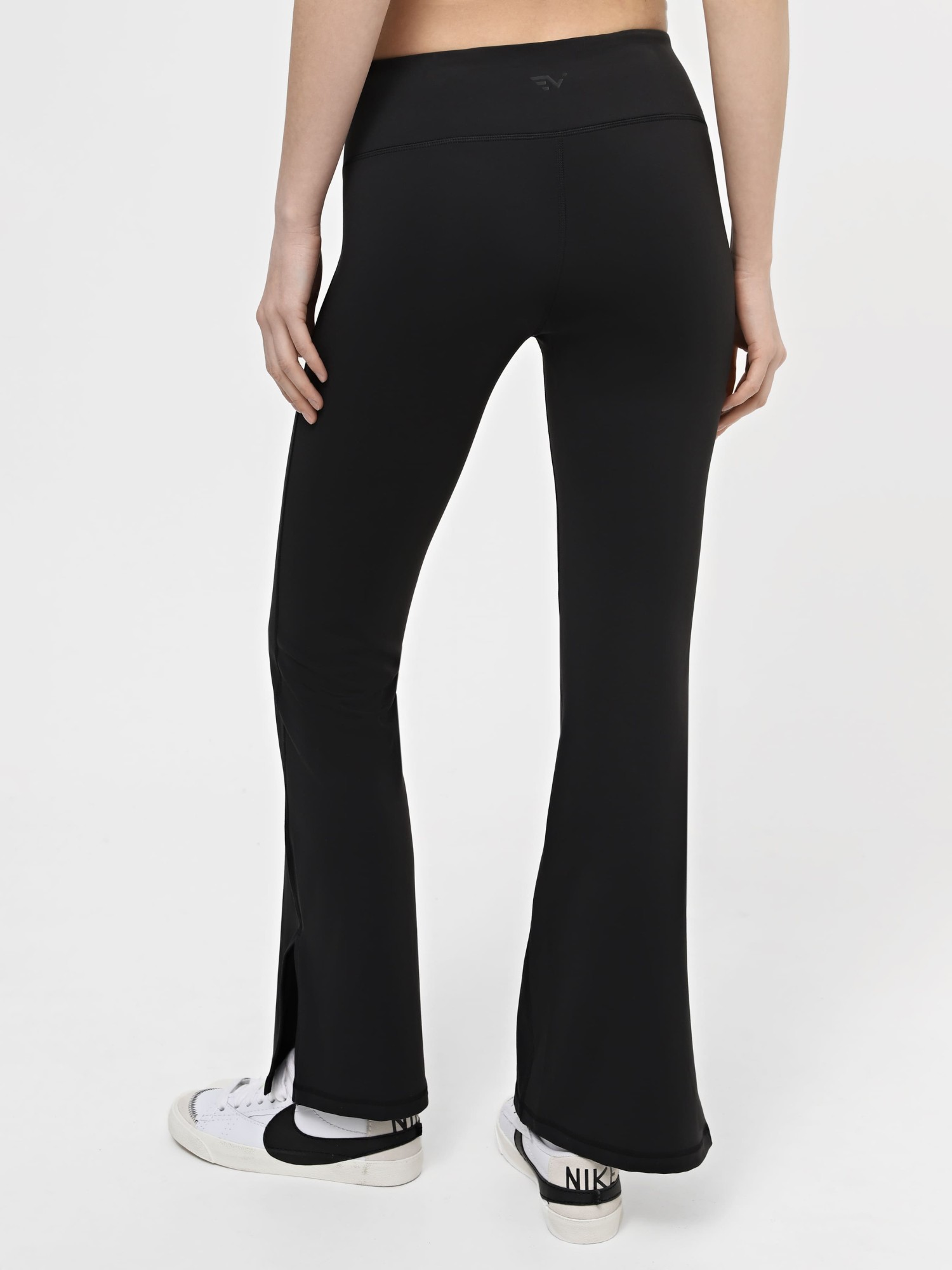 Брюки женские Evoids Stova черные 142410-010 изображение 3