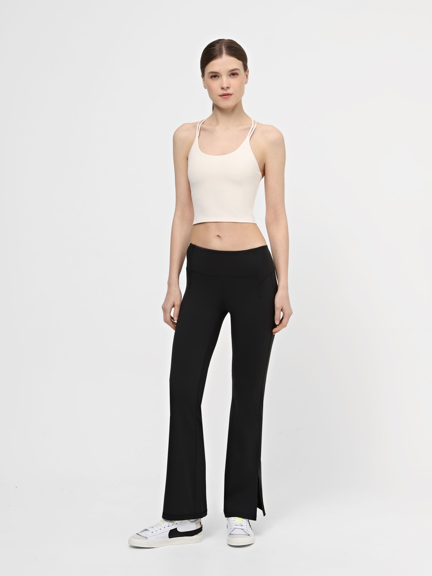 Брюки женские Evoids Stova черные 142410-010 изображение 4