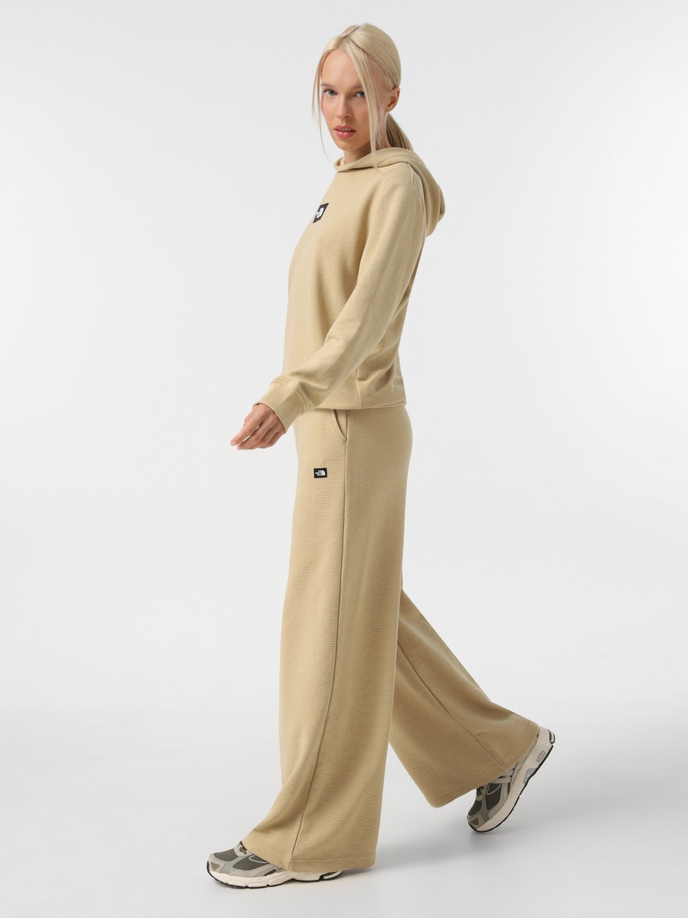 Штани жіночі The North Face W HODEN WIDE бежеві NF0A89CHLK52 — фото 3