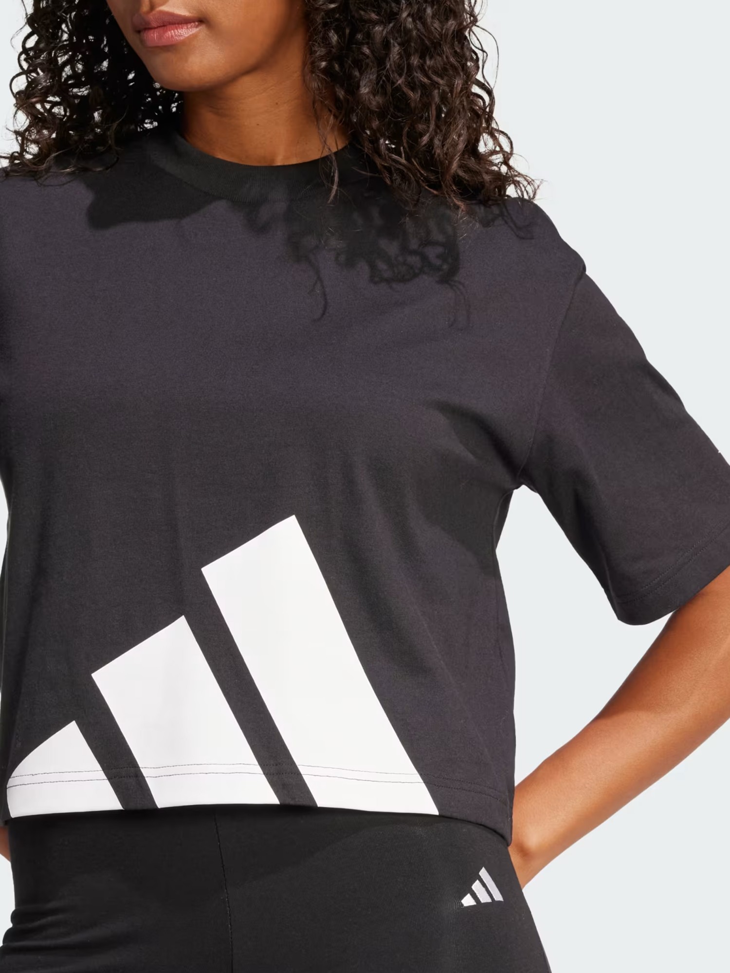 Футболка женская Adidas W BL SJ BF T черная JG8736 изображение 7