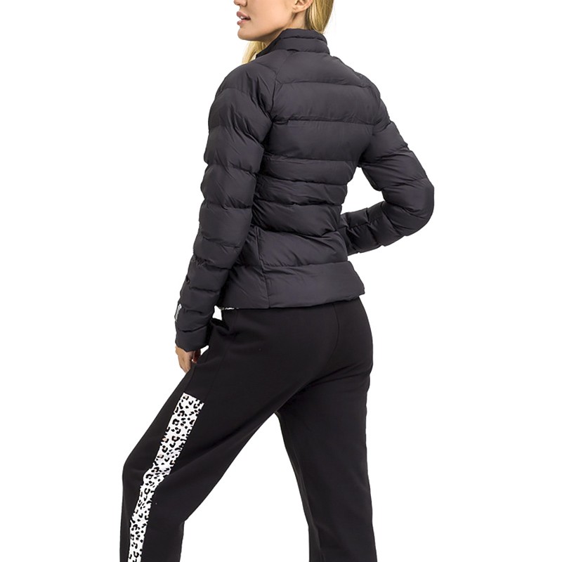 Куртка жіноча Puma WarmCell Lightweight Jacket чорна 58222501  — фото 2