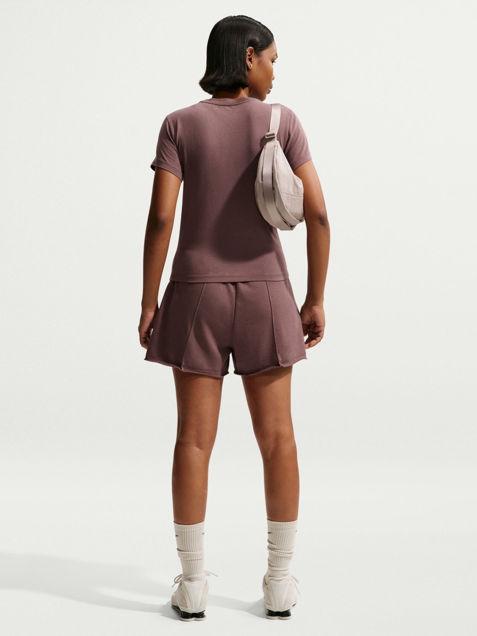 Футболка жіноча Nike W NSW NK CHLL KNT MD CRP коричнева FV5508-503 — фото 3