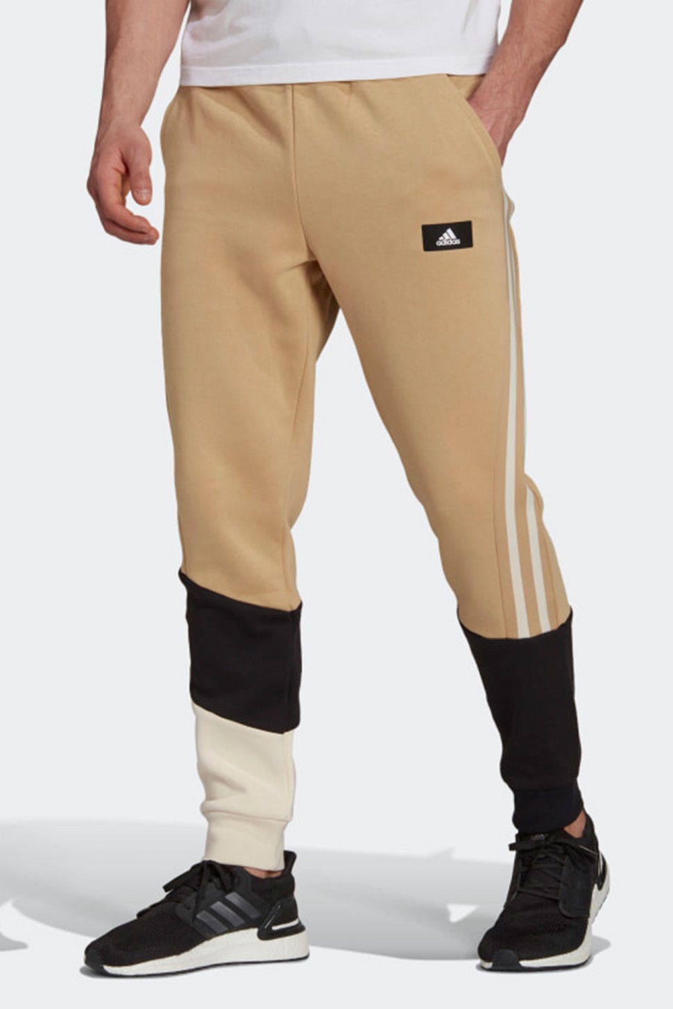 Штани чоловічі Adidas M Fi Cb Pant бежеві H39762  — фото 2