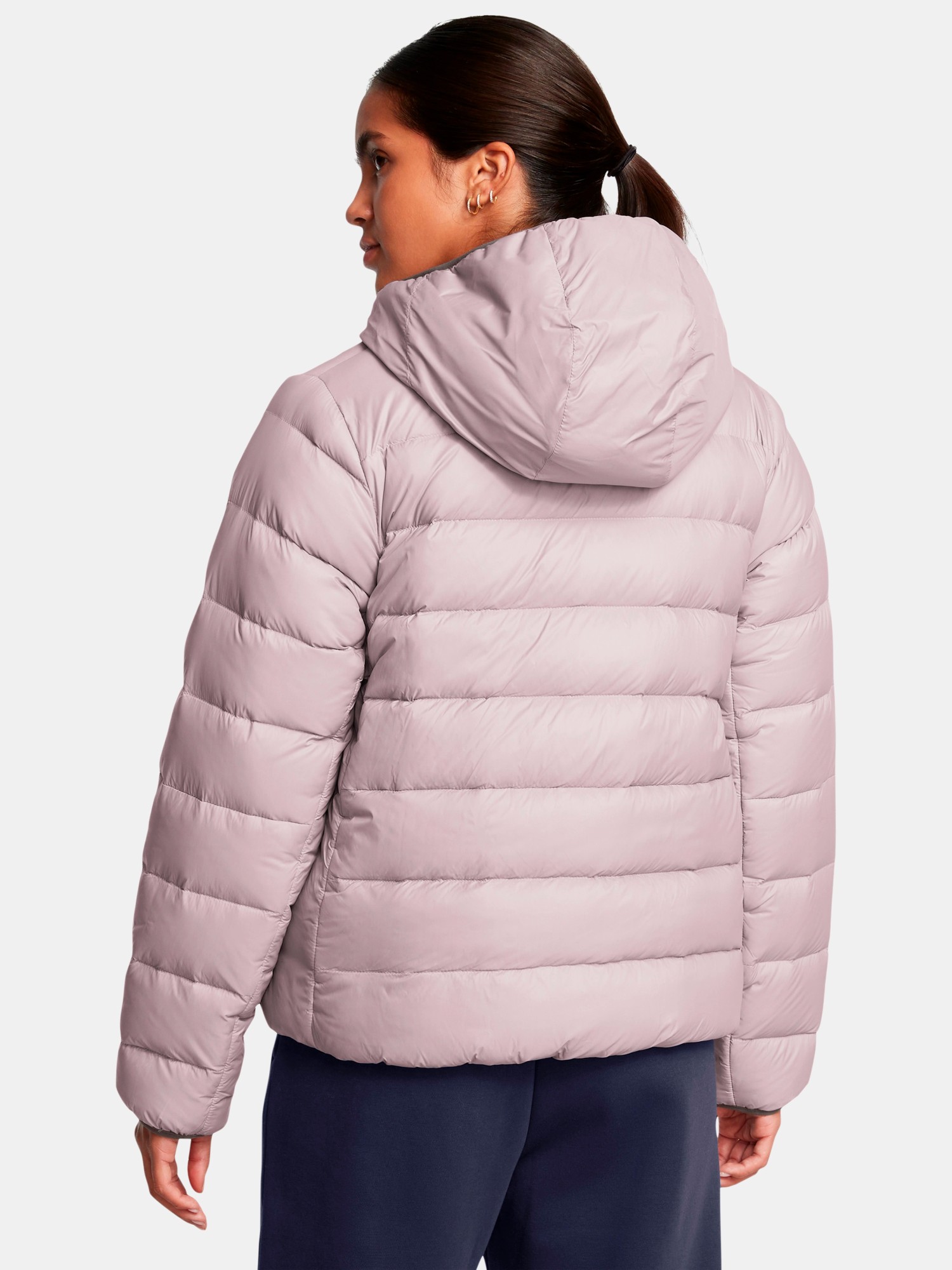 Куртка жіноча Under Armour LEGEND DOWN HOODED JACKET сіра 1385852-015 изображение 3