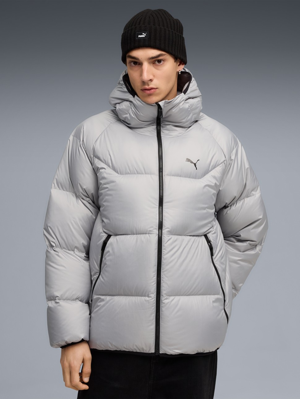Куртка мужская Puma Hooded Down Puffer Jacket серая 68838263 — фото 2 — Sport City Куртка мужская Puma Hooded Down Puffer Jacket серая 68838263 — фото 2