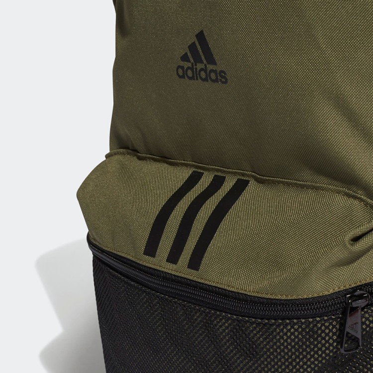 Рюкзак Adidas Clsc Bos 3S Bp хакі H34806  изображение 5