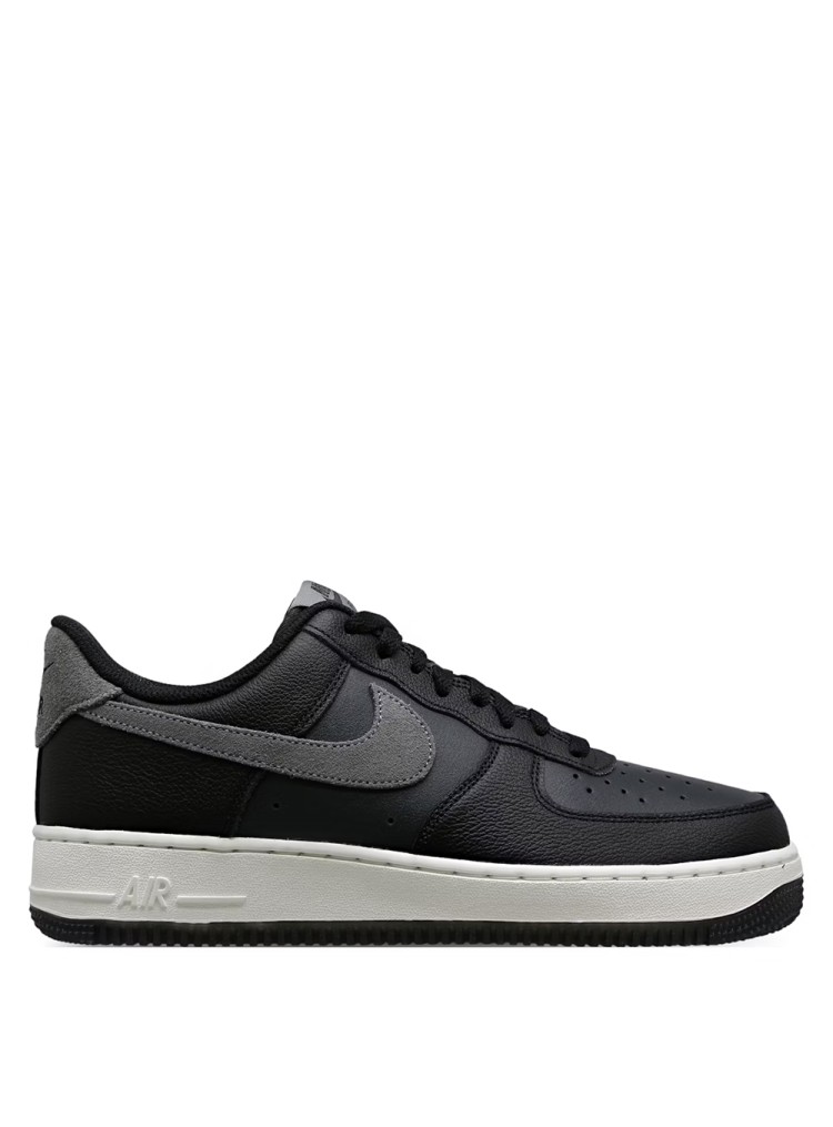 Кроссовки мужские Nike AIR FORCE 1 07 LV8 черные FJ4170-004 изображение 2