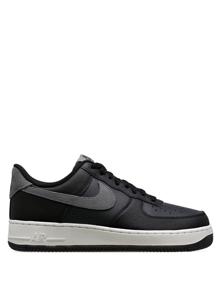 Кроссовки мужские Nike AIR FORCE 1 07 LV8 черные FJ4170-004 изображение 2