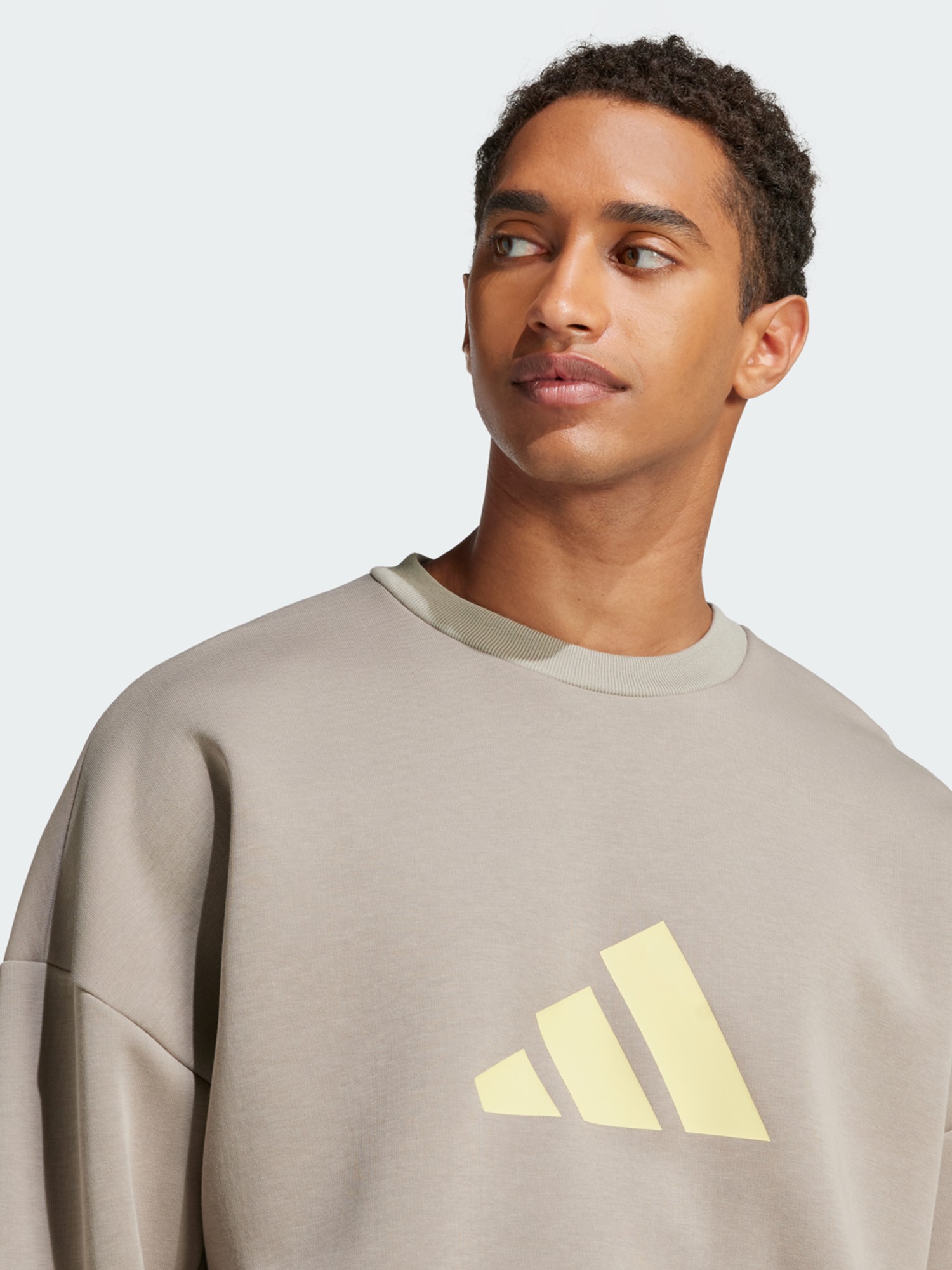 Толстовка мужская Adidas M FI 3BAR CRW бежевая JI8771 изображение 5