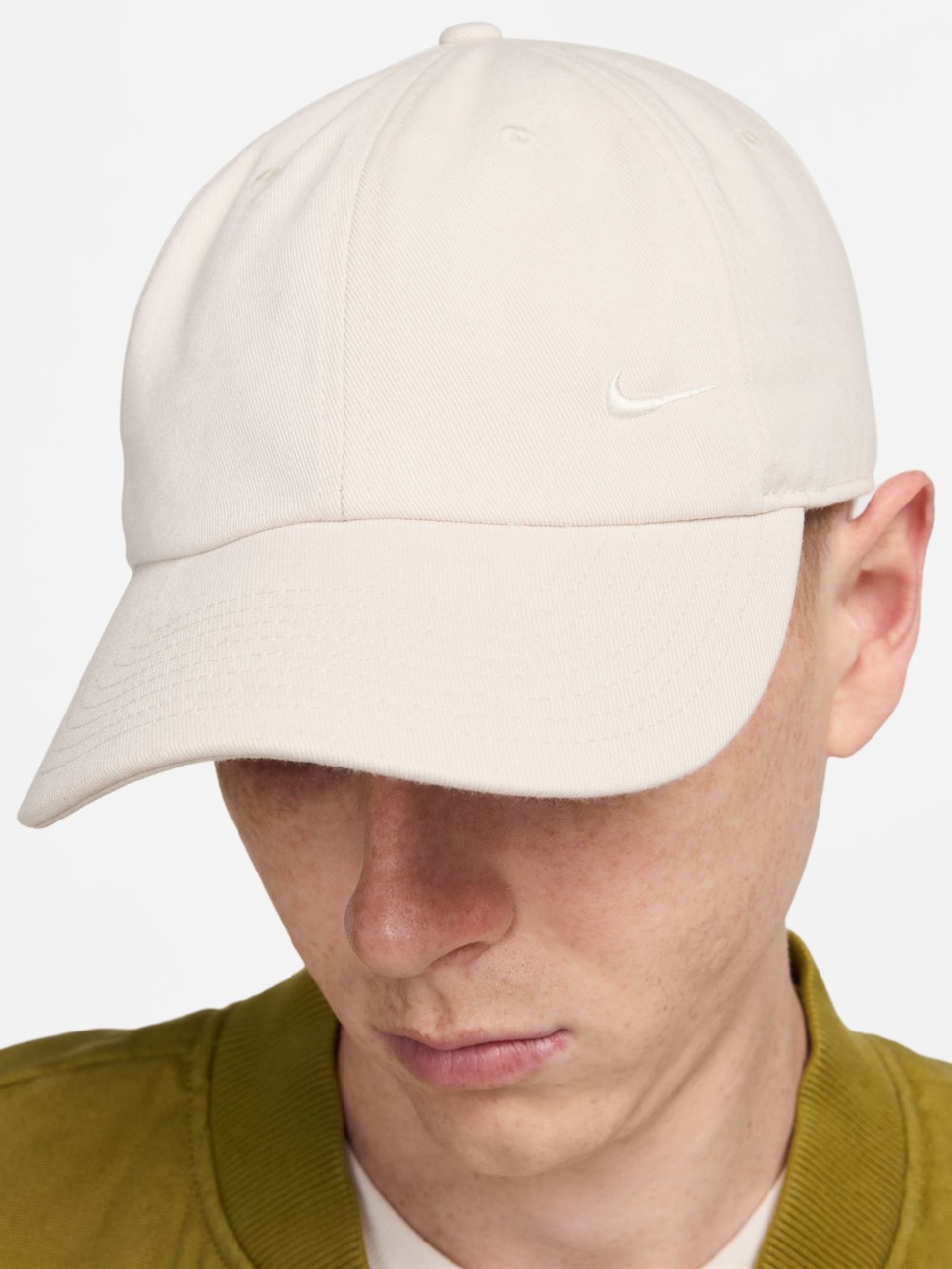 Бейсболка Nike U NK CLUB CAP U CB SM SWSH L молочна FZ5698-104 — фото 2 — Sport City Бейсболка Nike U NK CLUB CAP U CB SM SWSH L молочна FZ5698-104 — фото 2