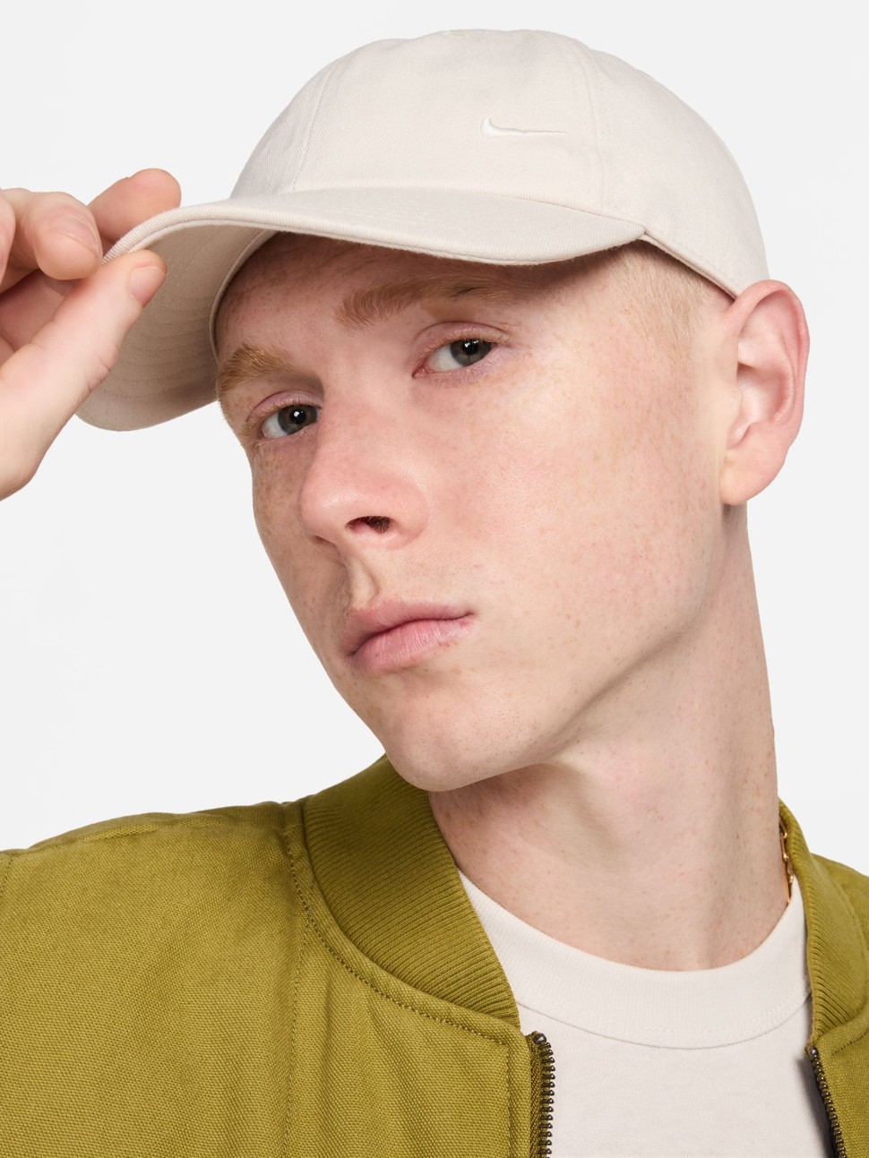 Бейсболка Nike U NK CLUB CAP U CB SM SWSH L молочна FZ5698-104 — фото 3 — Sport City Бейсболка Nike U NK CLUB CAP U CB SM SWSH L молочна FZ5698-104 — фото 3