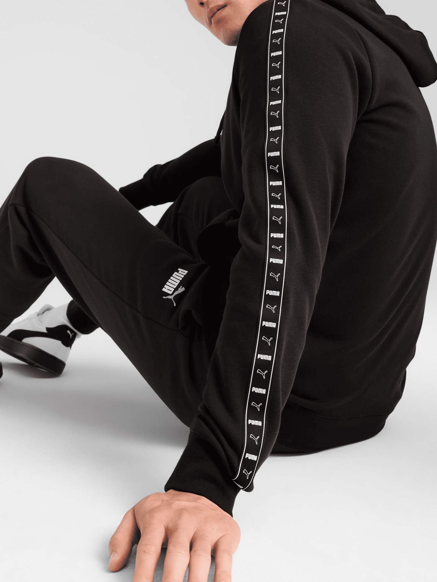 Толстовка мужская Puma ESS TAPE Full-Zip Hoodie черная 68467801 изображение 5