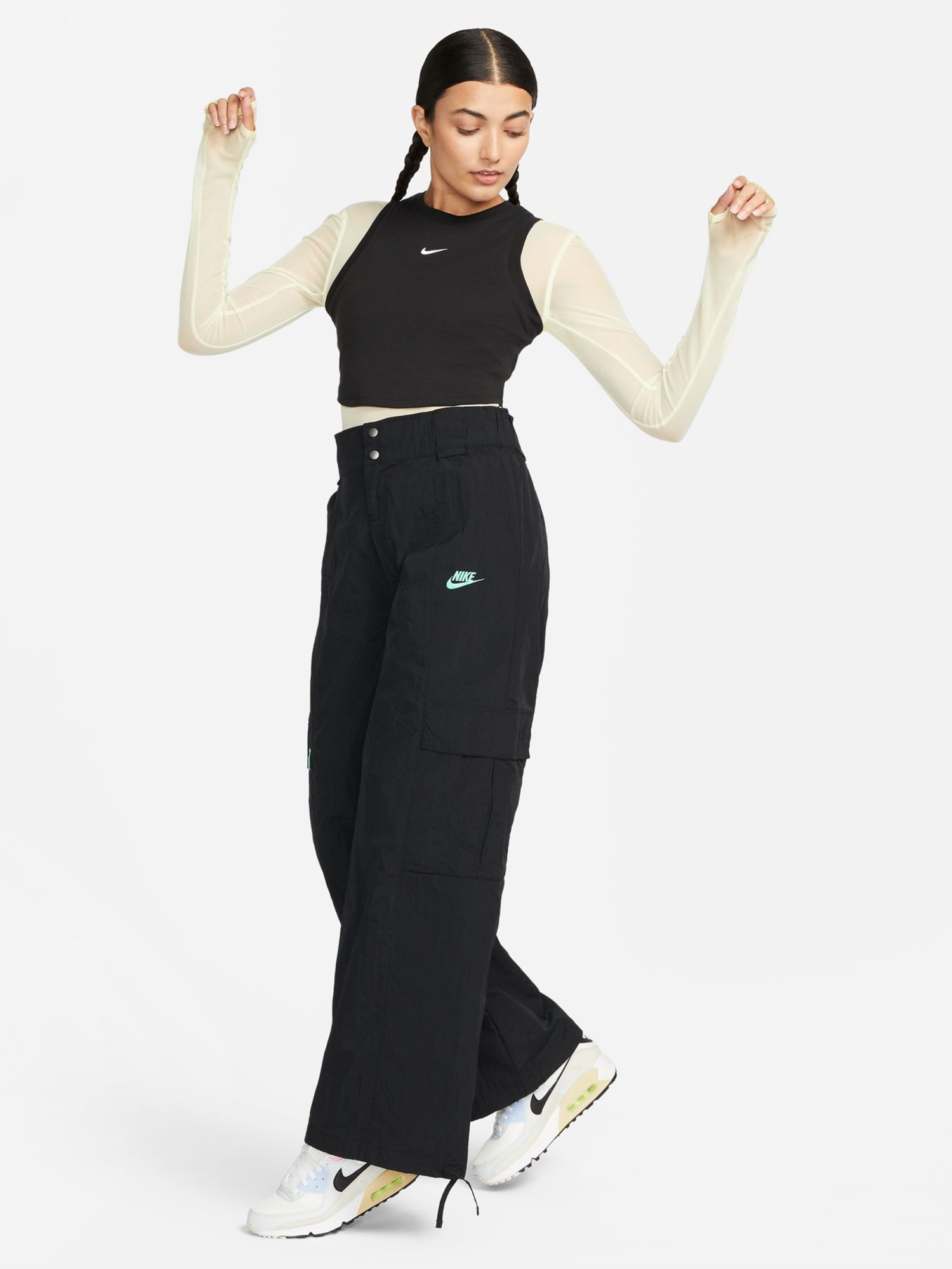 Майка жіноча Nike W NSW ESSNTL RIB CRP TANK чорна FB8279-010 изображение 6