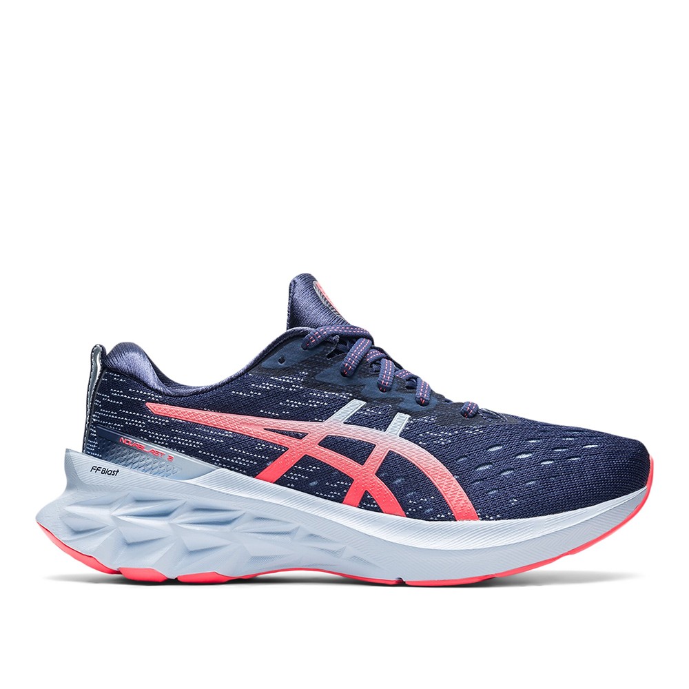 Кроссовки женские Asics Novablast 2 синие 1012B049-400 изображение 1