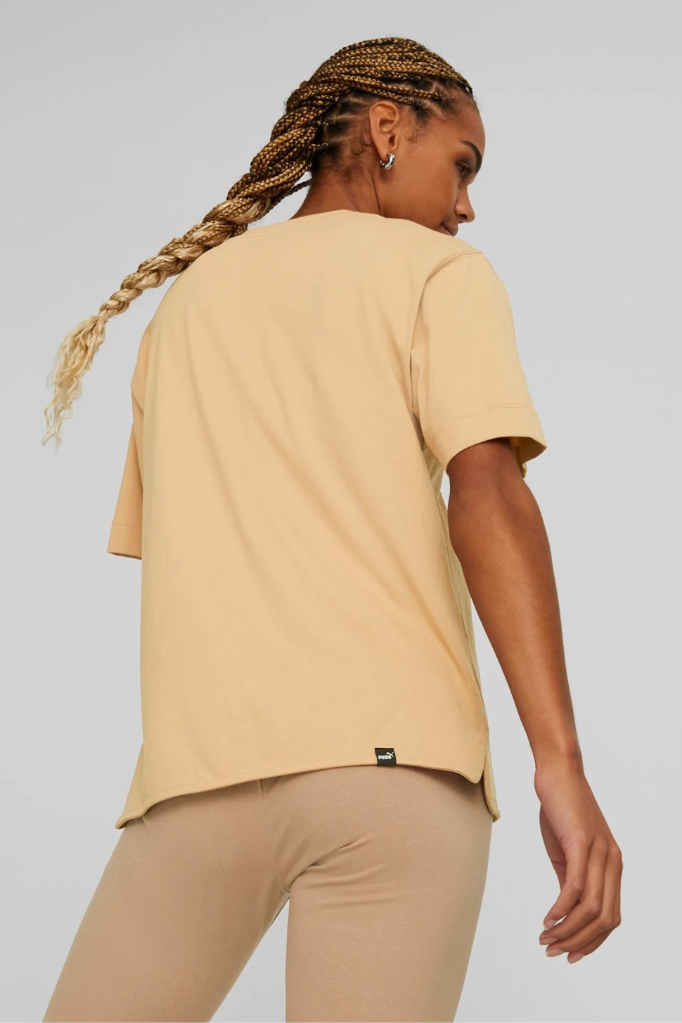 Футболка жіноча Puma HER Tee бежева 67310789 — фото 4