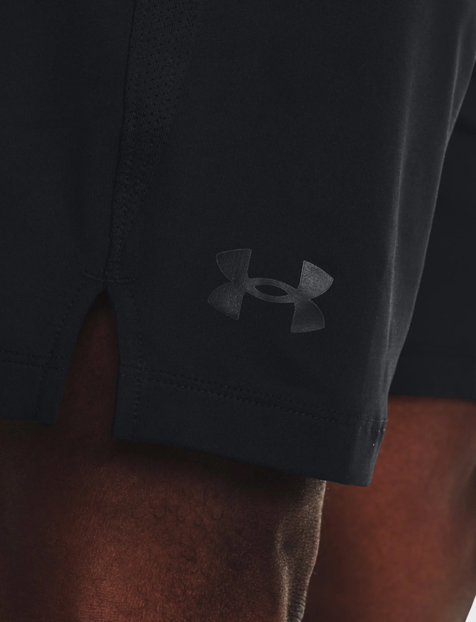 Шорти чоловічі Under Armour UA Tech Vent Short чорні 1376955-001 — фото 5