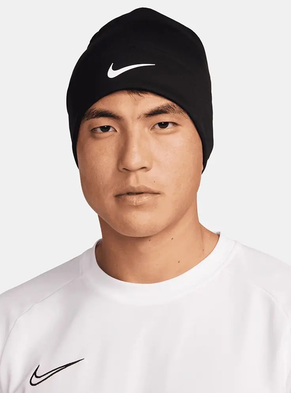 Шапка  Nike U NK DF PEAK BEANIE SC P TM черная FQ8292-010 изображение 2