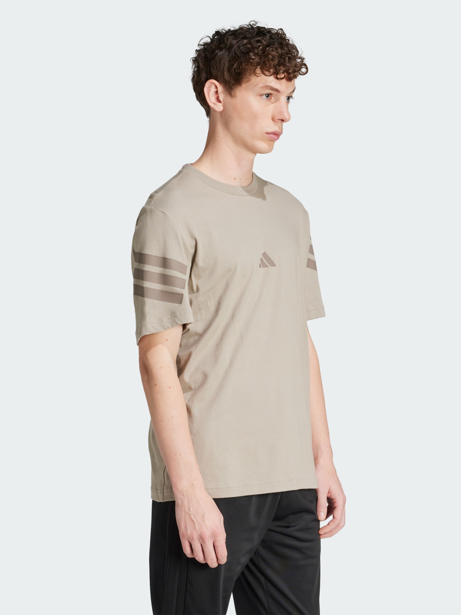 Футболка мужская Adidas M FI 3S REG T бежевая JI8783 изображение 4