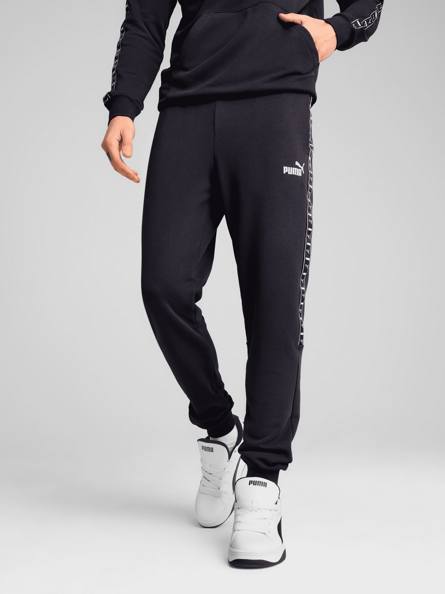 Штани чоловічі Puma ESS TAPE Sweatpants сині 68468016 изображение 2