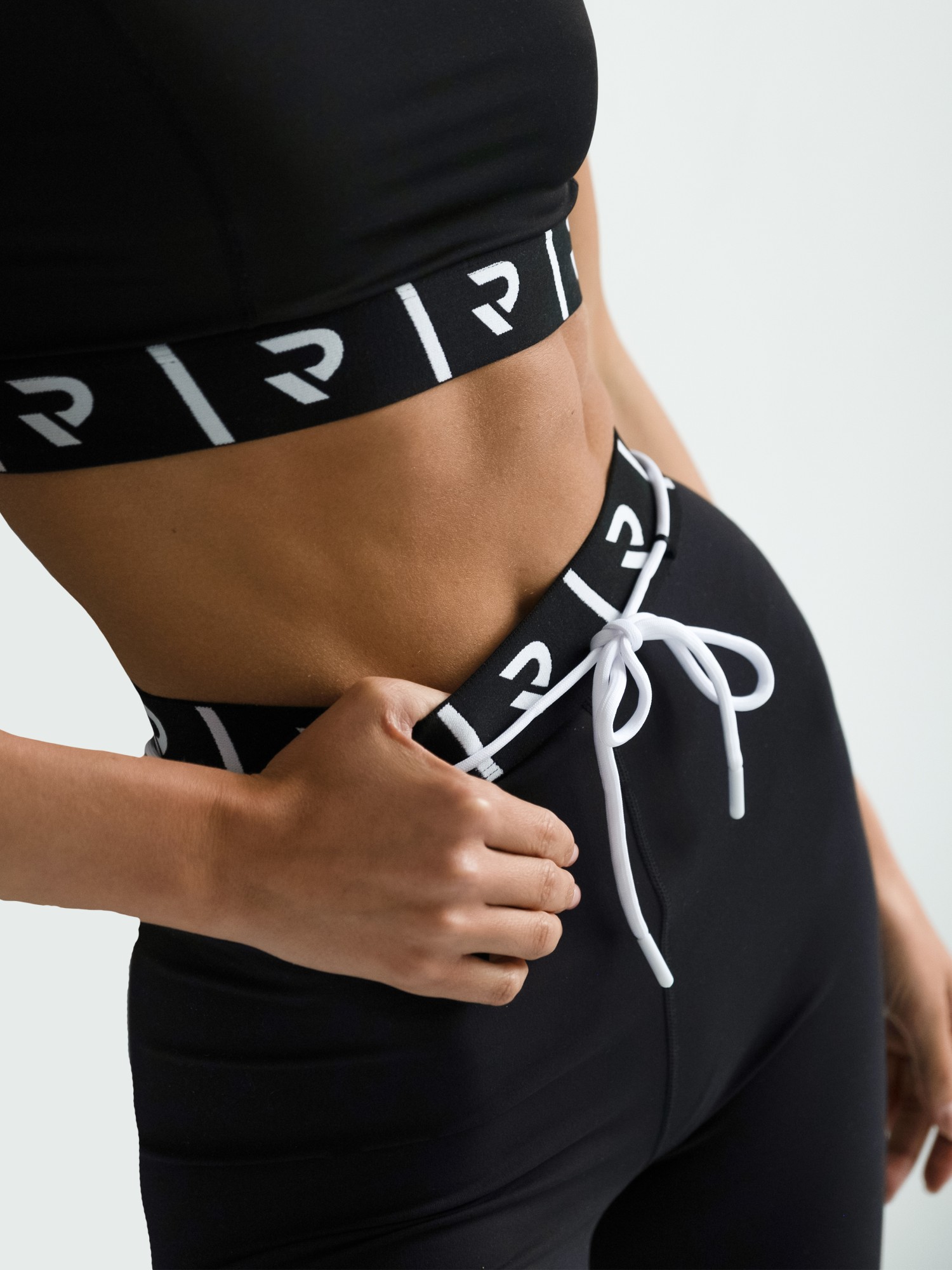 Велосипедки жіночі Radder Neiva чорні 322107-010 изображение 3