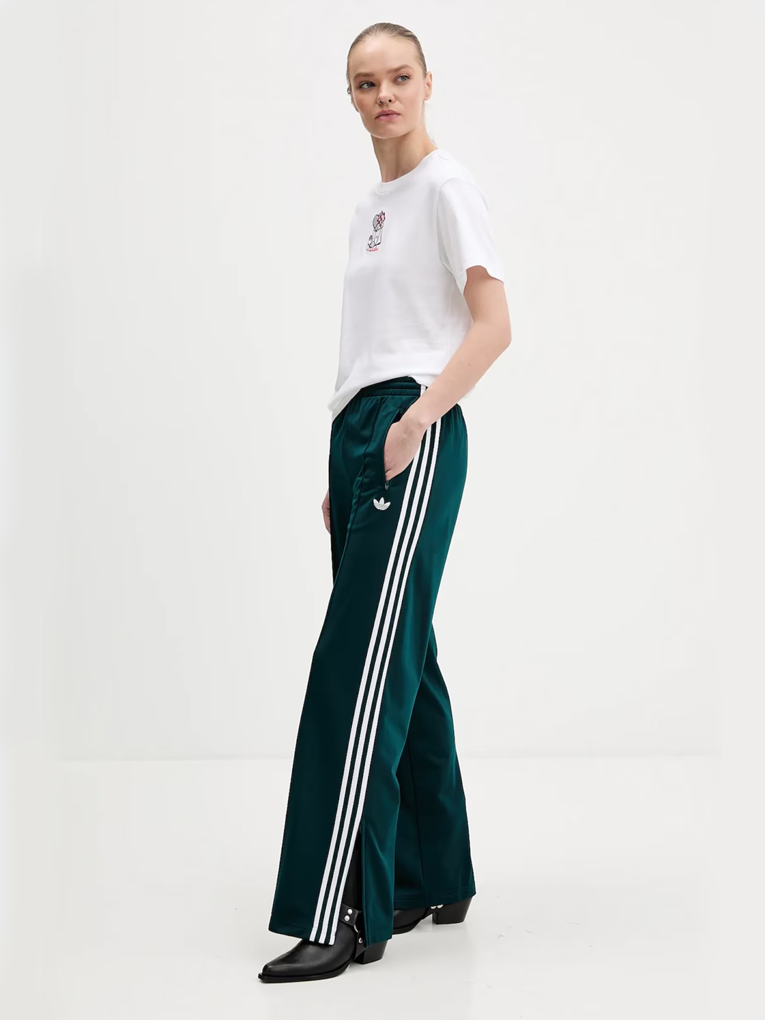 Футболка женская Adidas MINI EMB T белая KA5090 изображение 4