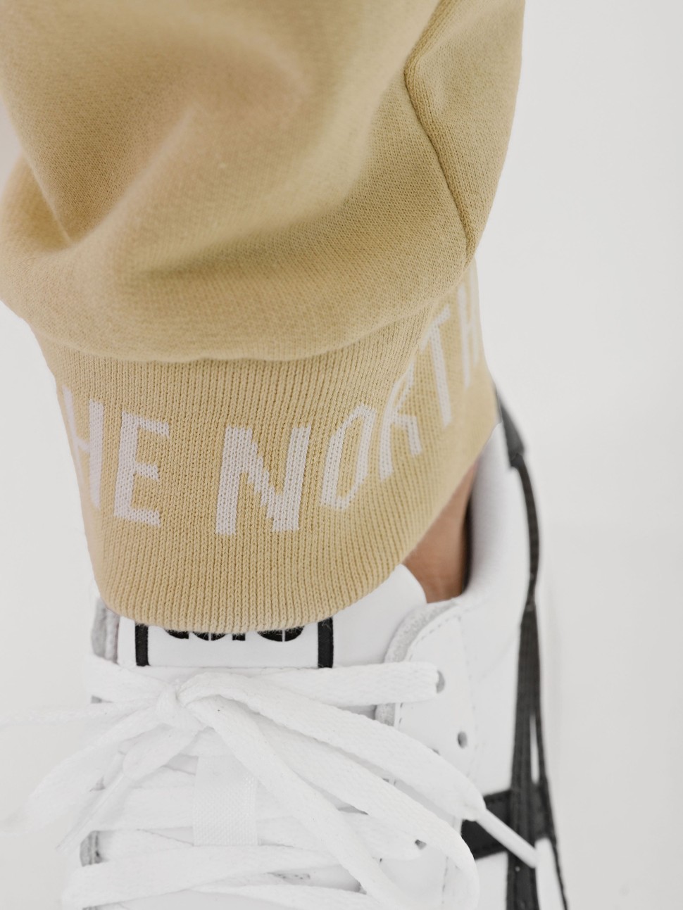 The North Face NF0A5ILI3X41 Штани чоловічі M ZUMU FLEECE JOGGER — фото 5