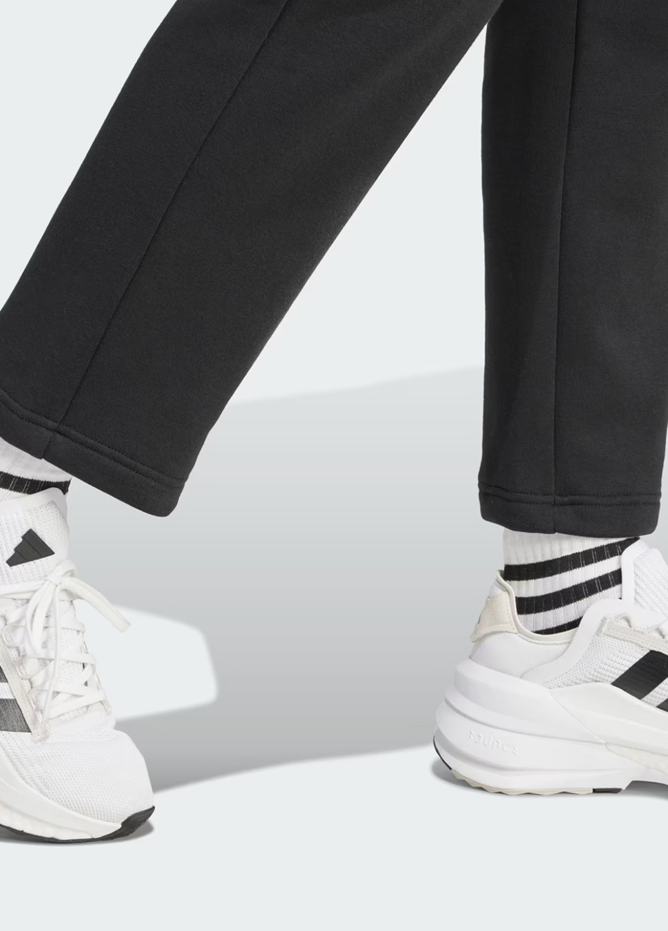Штани жіночі Adidas W SL FC PT чорні IW0221 — фото 6