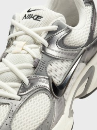 Кросівки чоловічі Nike V5 RNR кремові HJ5228-009 изображение 4