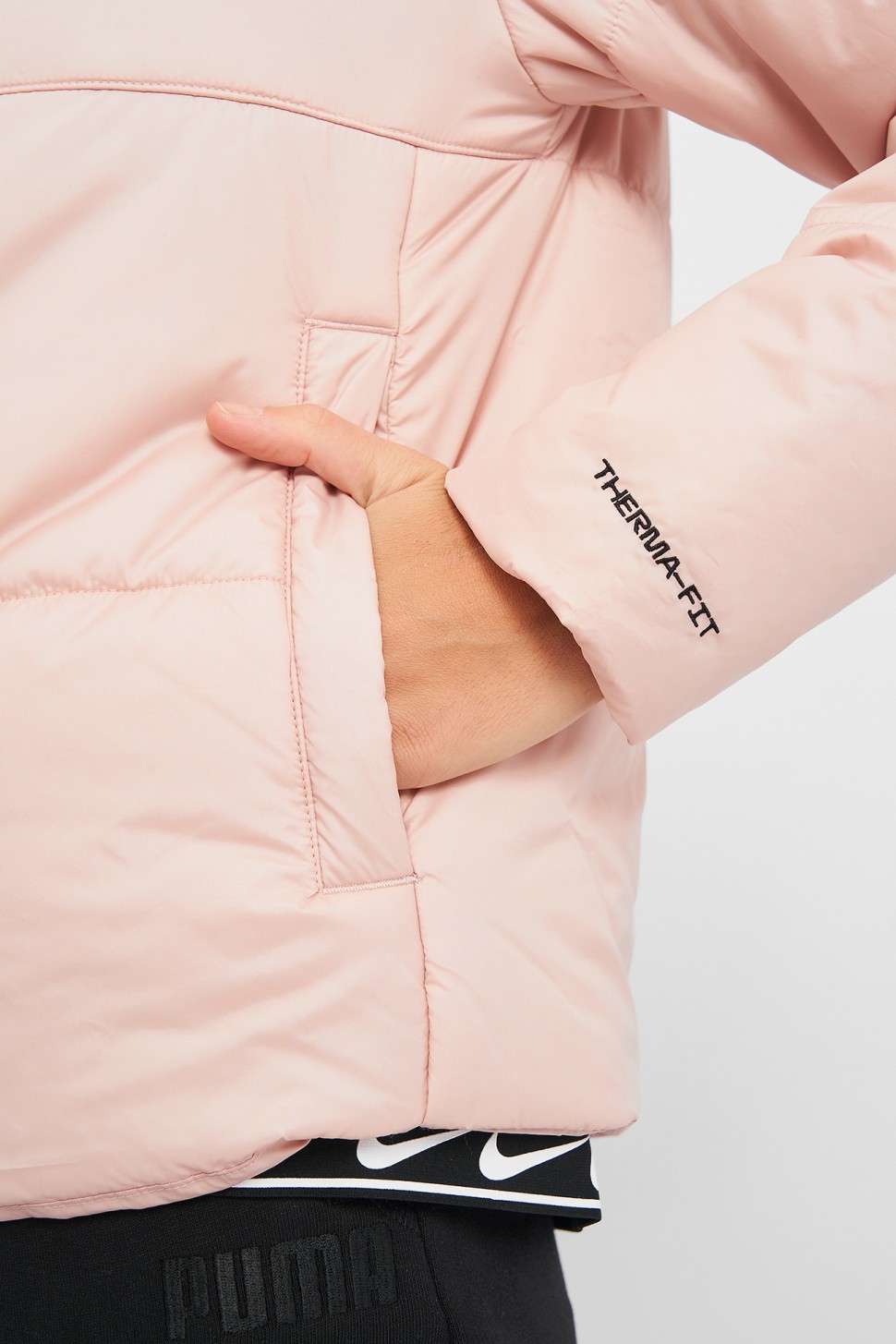 Куртка жіноча Nike W Nsw Tf Rpl Classic Tape Jkt червона DJ6997-601  — фото 6