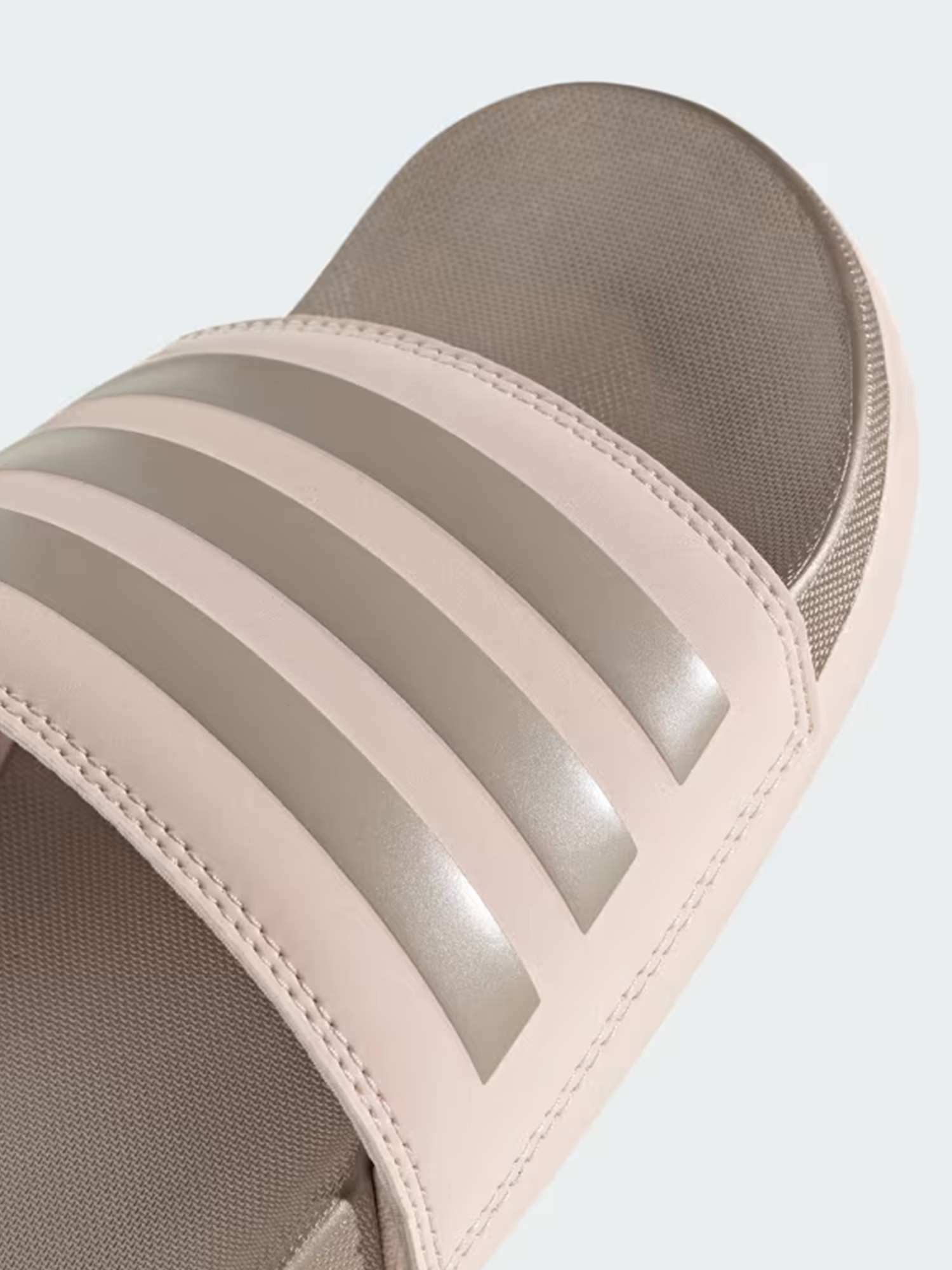 Пляжне взуття жіноче Adidas ADILETTE COMFORT бежеве JI4728 изображение 6