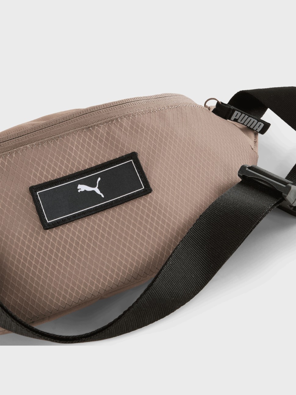 Сумка Puma PUMA DECK Waist Bag коричнева 09131803 — фото 4