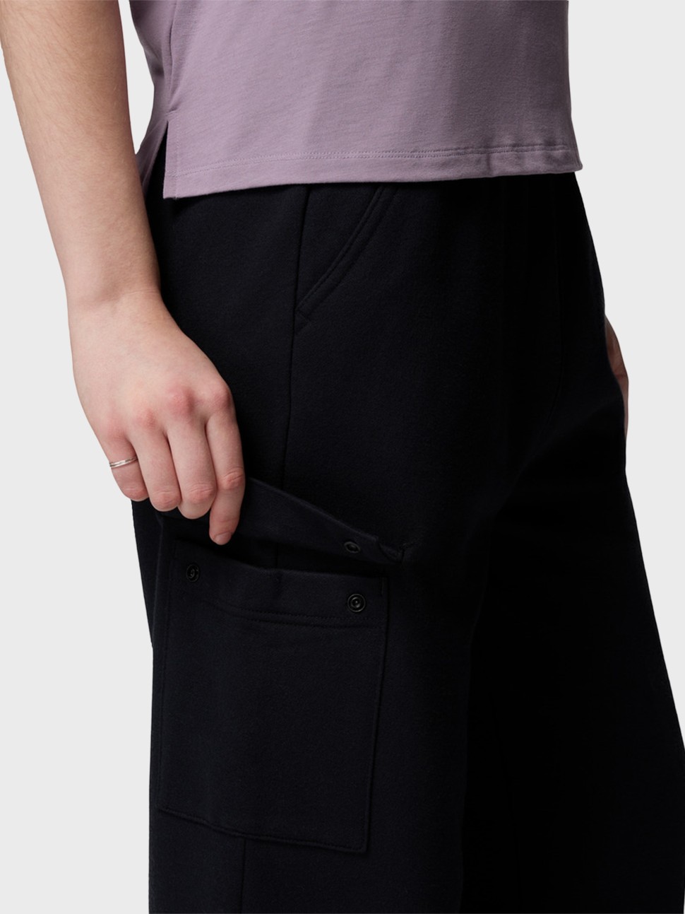 Штани жіночі Columbia ALDERMORE™ FLEECE CARGO PANT чорні 2135281-010 — фото 6