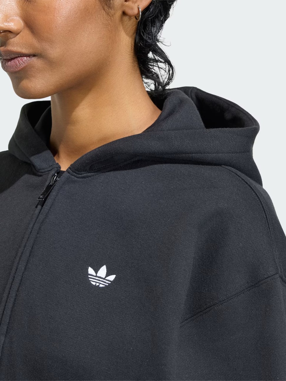 Толстовка женская Adidas ESS FL CP FZ HD черная KR9166 — фото 4 — Sport City Толстовка женская Adidas ESS FL CP FZ HD черная KR9166 — фото 4