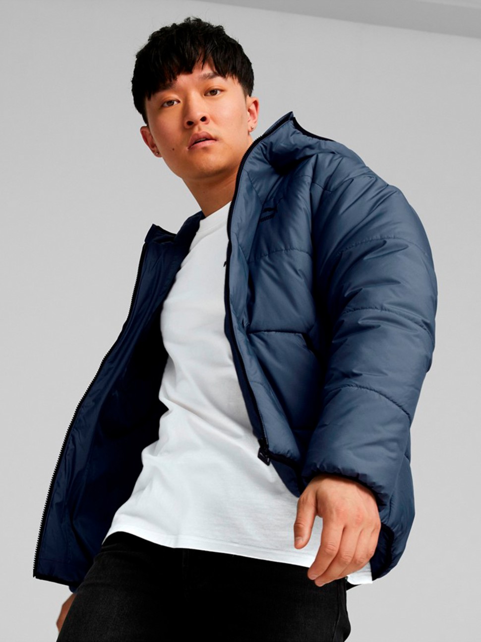 Куртка чоловіча Puma Classics Padded Jacket синя 53557518 — фото 4