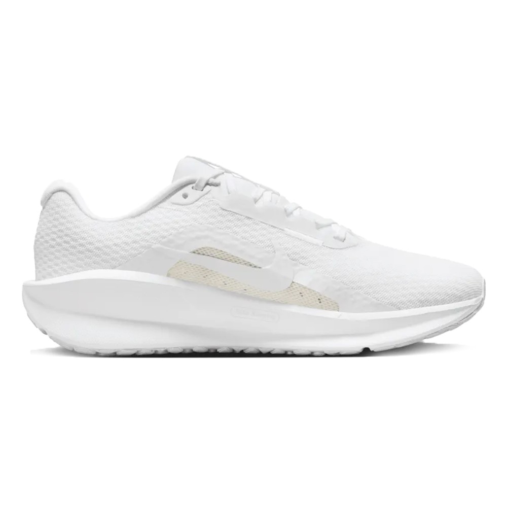 Кроссовки женские Nike W NIKE DOWNSHIFTER 13 белые FD6476-101