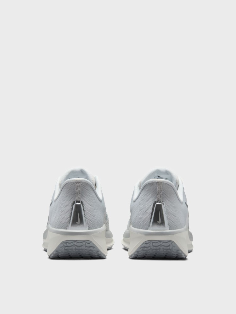Кроссовки женские Nike WMNS NIKE QUEST 6 белые FD6034-007 изображение 6