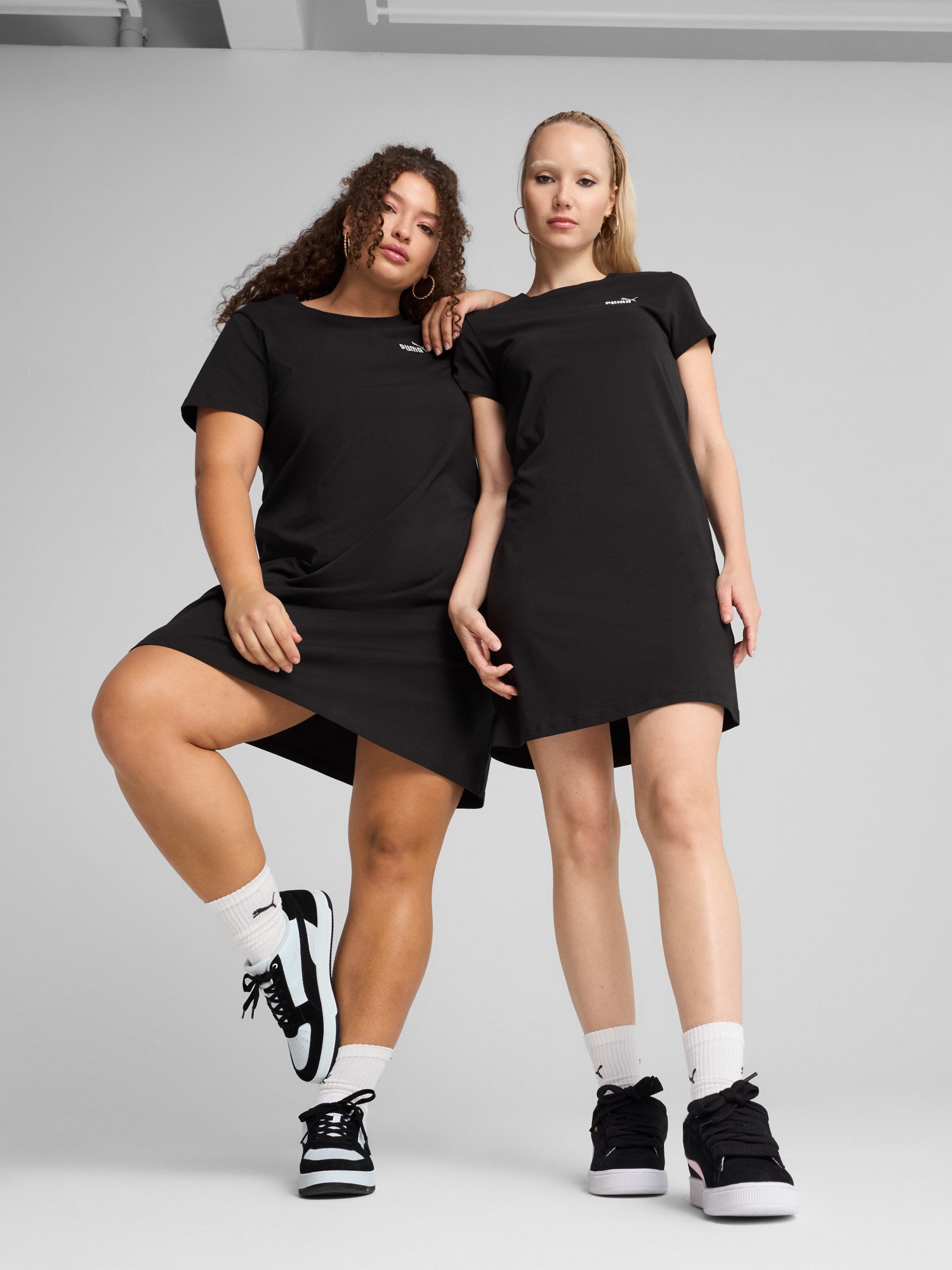 Платье женское Puma ESS Small No. 1 Logo Slim Dress черное 68497401 изображение 4