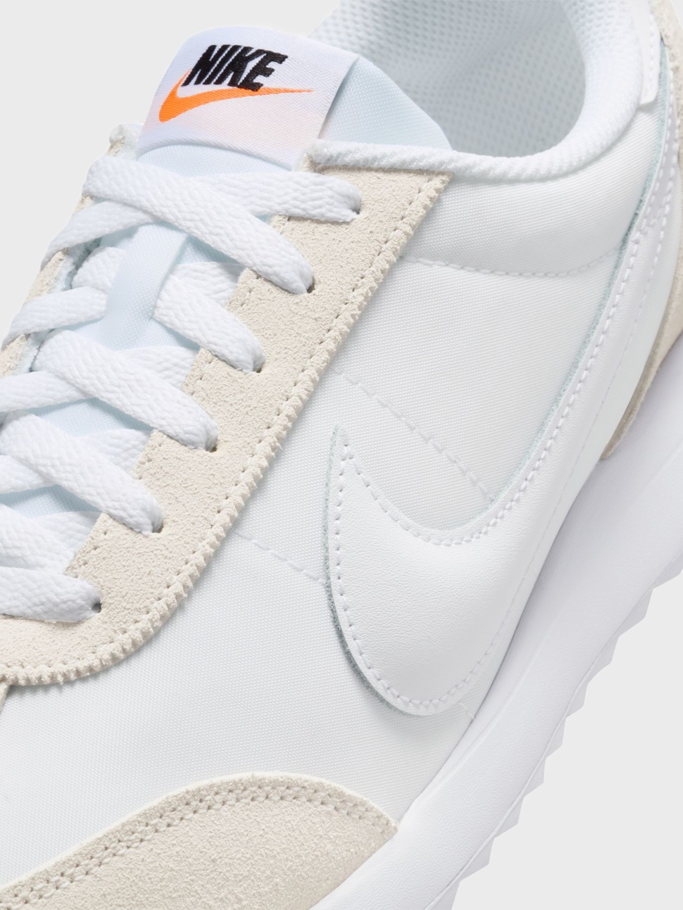Кроссовки женские Nike W PACIFIC бежевые HM4771-103 — фото 4 — Sport City Кроссовки женские Nike W PACIFIC бежевые HM4771-103 — фото 4