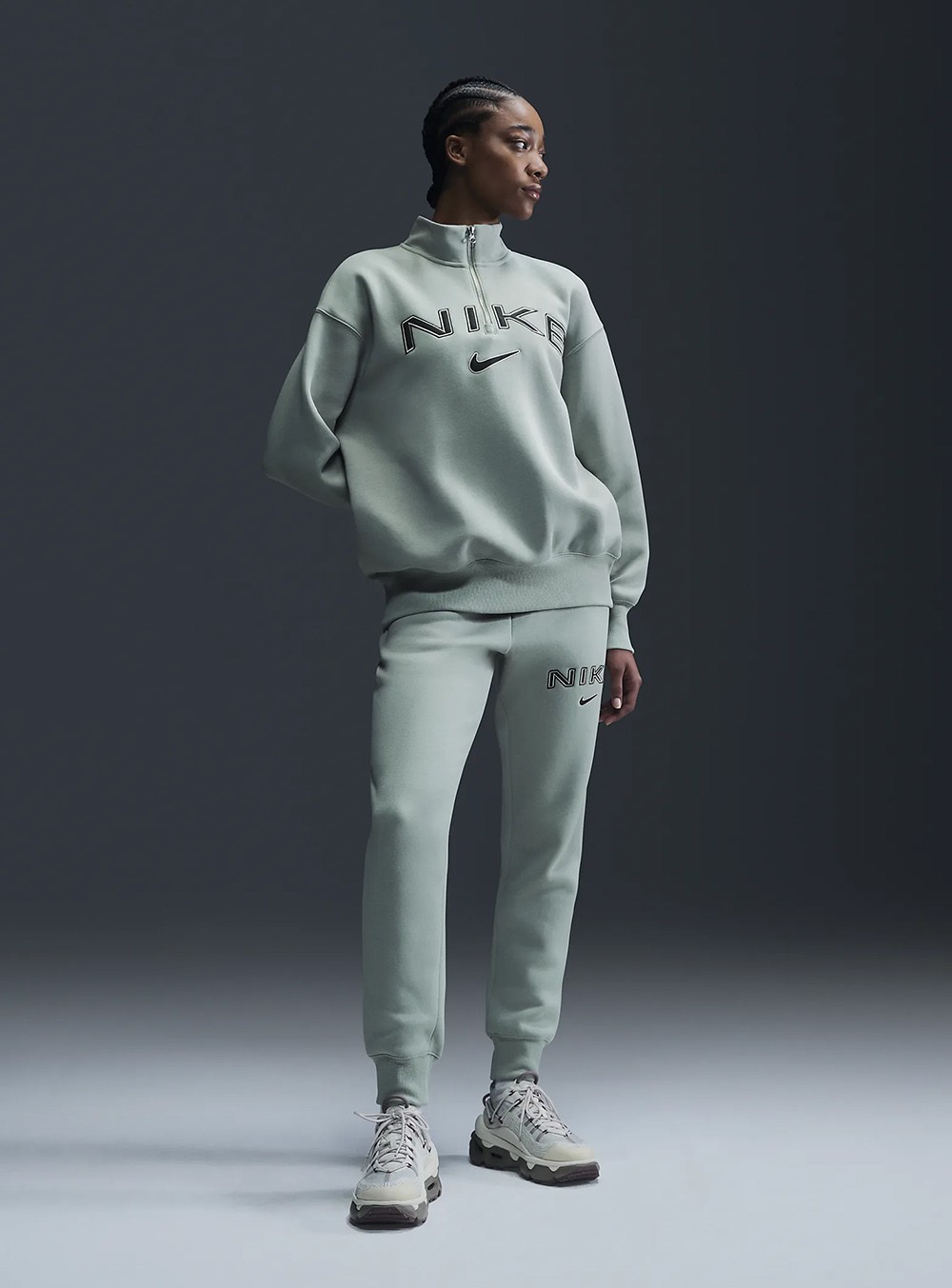 Толстовка женская Nike W NSW PHNX FLC OS LOGO QZ зеленая FV7679-370 изображение 4