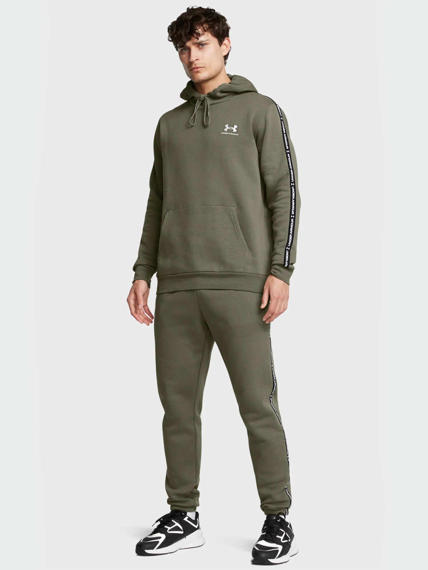 Толстовка чоловіча Under Armour UA Icon Fleece HD Taping оливкова 1389356-390 изображение 4