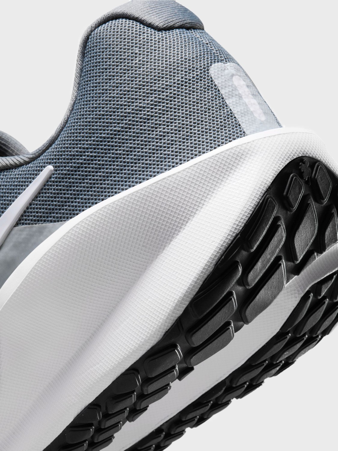 Кросівки чоловічі Nike NIKE DOWNSHIFTER 13 сірі FD6454-010 изображение 5